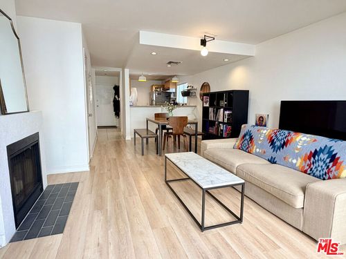 apt-101-350 Burchett St, Glendale, CA, 91203-1368 | Card Image