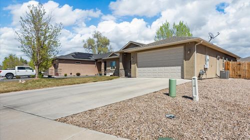 460 Hawthorne St, Fruita, CO, 81521-9615 | Card Image