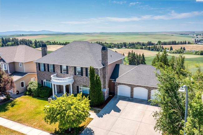 1105 Sw Meyer Dr, Home with 6 bedrooms, 4 bathrooms and null parking in Pullman WA | Image 5