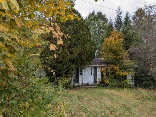 7 Ayers Dr, Jericho, VT, 05465-9613 | Card Image