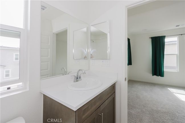 2811 Elderflower St, Townhouse with 3 bedrooms, 3 bathrooms and 2 parking in Spring Valley CA | Image 18