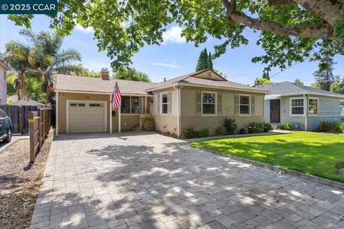 15745 Via Corta, San Lorenzo, CA, 94580-1507 | Card Image