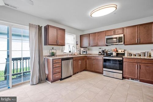 589 Baker St, BALTIMORE, MD, 21217-3309 | Card Image