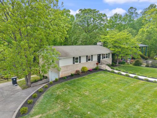 207 Debbie Ln, Corbin, KY, 40701-2816 | Card Image