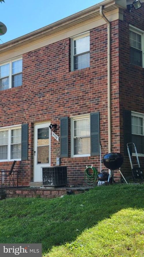 56b-9778 Hagel Cir, LORTON, VA, 22079-4312 | Card Image