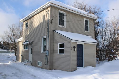 94 Hines Street, Washburn, ME, 04786 | Card Image