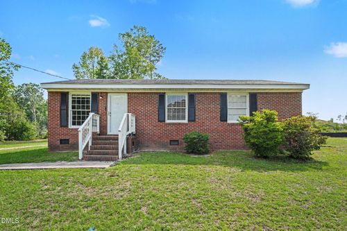 125 Surry Dr, Nashville, NC, 27856-9547 | Card Image
