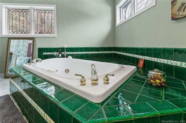 48 Dry Bridge Rd, House other with 5 bedrooms, 4 bathrooms and 5 parking in Canton CT | Image 20