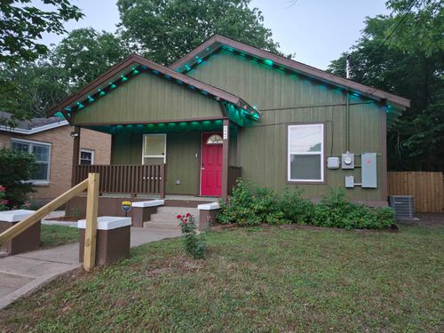 1005 Taylor St, Waco, TX, 76704-2649 | Card Image