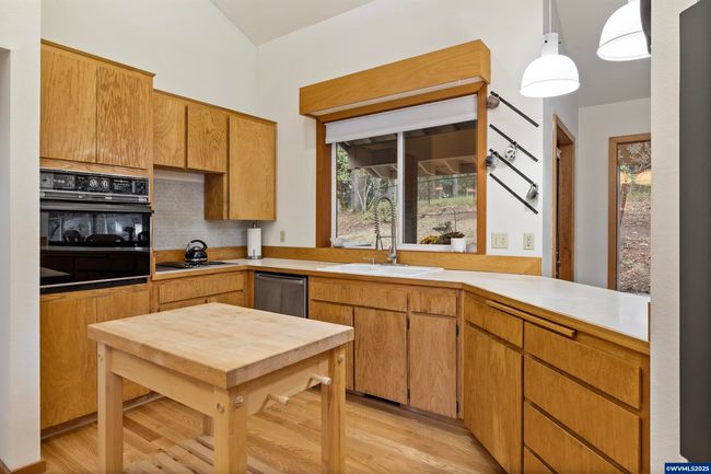 2624 Nw Lupine Pl, House other with 3 bedrooms, 2 bathrooms and null parking in Corvallis OR | Image 12
