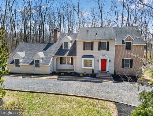 2635 Possum Hollow Rd, COOPERSBURG, PA, 18036-9605 | Card Image