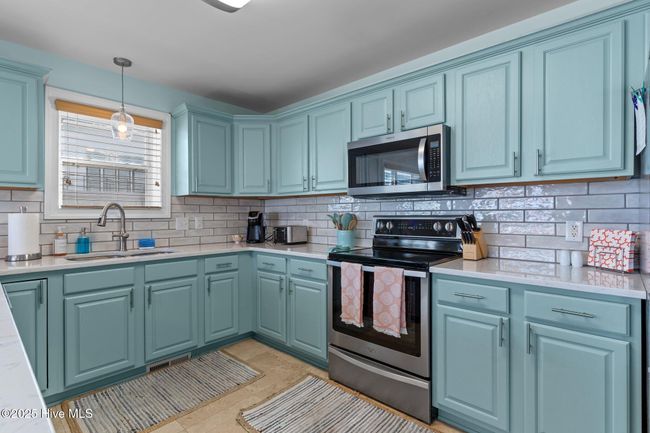 1 - 1101 N Fort Fisher Boulevard N, Condo with 3 bedrooms, 2 bathrooms and null parking in Kure Beach NC | Image 9