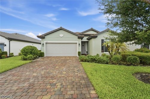 16095 Mistflower Dr, ALVA, FL, 33920-4679 | Card Image