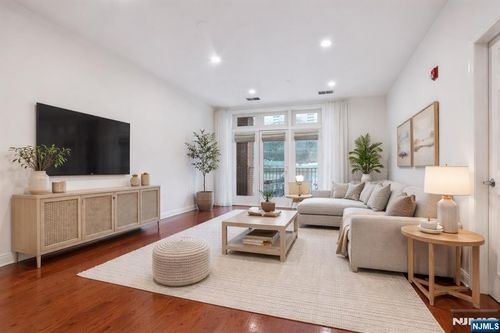 7400 River Rd, North Bergen, NJ, 07047-7221 | Card Image