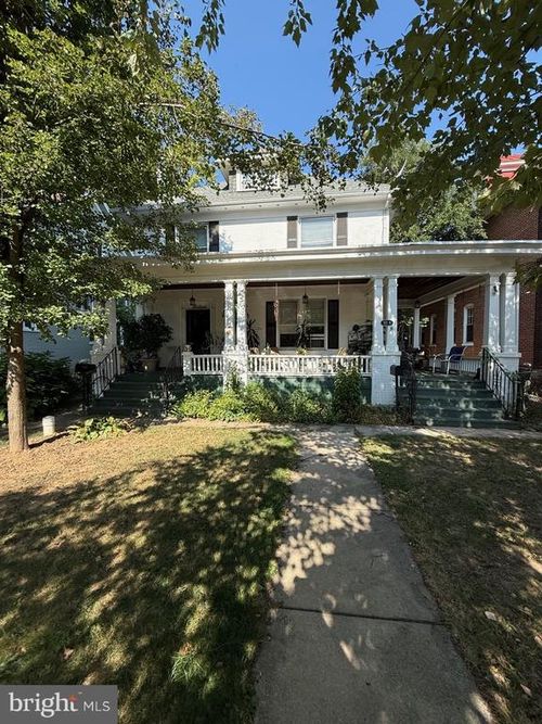 913 Hamilton Blvd, HAGERSTOWN, MD, 21742-3305 | Card Image