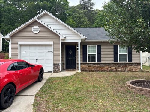 1227 Stonefield Crossing Ct, Winston Salem, NC, 27107-1585 | Card Image