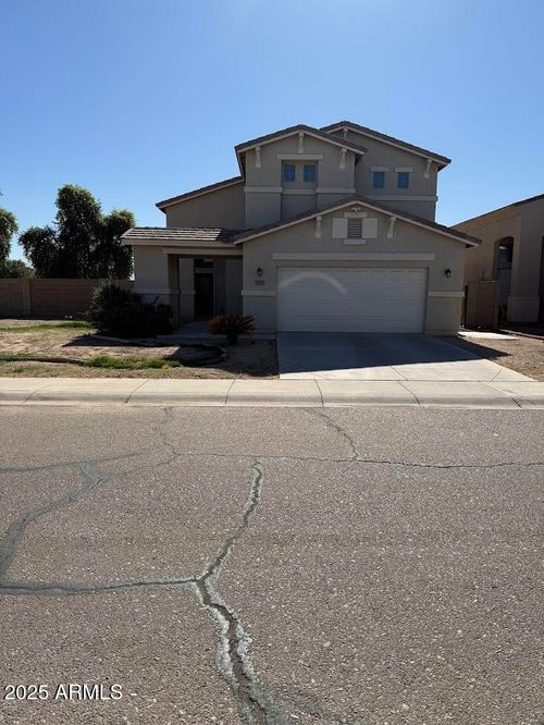 7105 W Globe Ave, Phoenix, AZ, 85043-7838 | Card Image