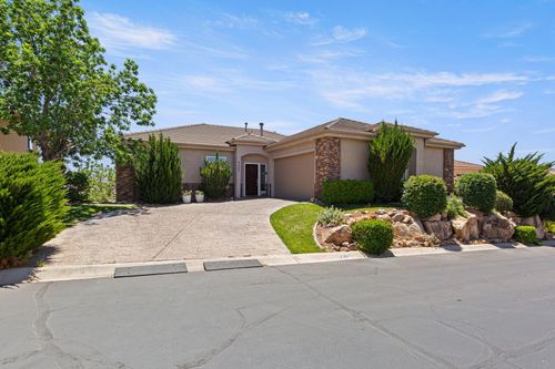2367 S Augusta Dr, St George, UT, 84790-6874 | Card Image