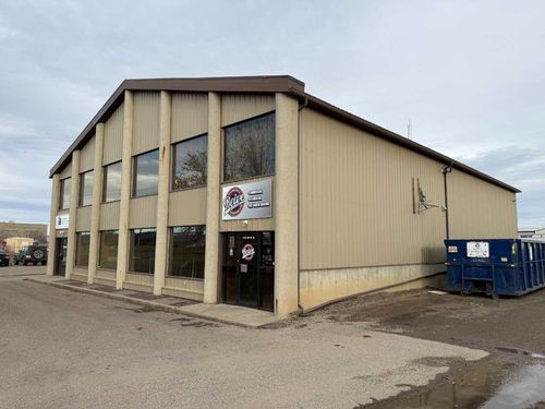 {{alt}} | Card Image