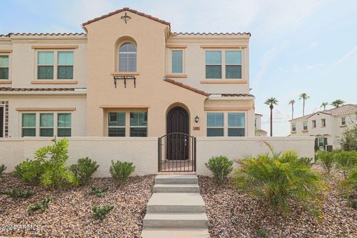 47-4077 S Sabrina Dr, Chandler, AZ, 85248-6196 | Card Image