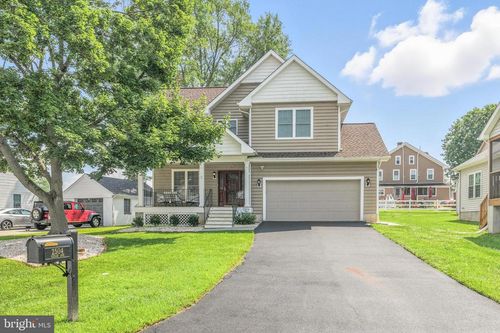 2504 Cedar Ave, WILMINGTON, DE, 19808-3204 | Card Image