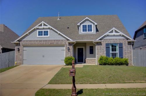 7012 Elder Ave, Broken Arrow, OK, 74011-1977 | Card Image