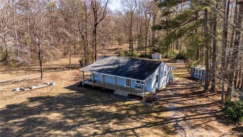 20111 Horseshoe Rd, Carson, VA, 23830-9105 | Card Image