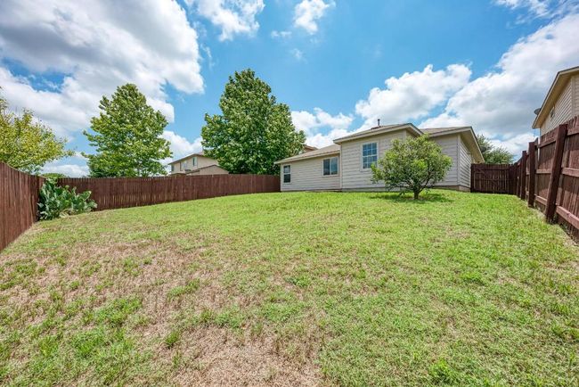 486 Nottingham Loop, House other with 3 bedrooms, 2 bathrooms and 4 parking in Kyle TX | Image 34