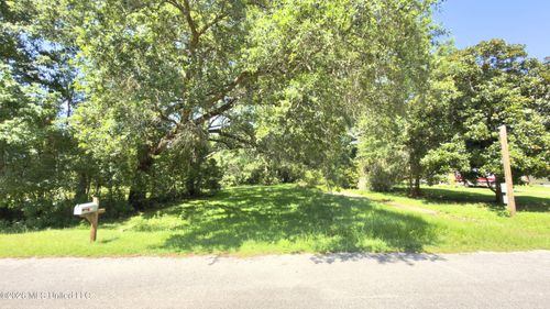 1210 12th St, Pascagoula, MS, 39567-7457 | Card Image