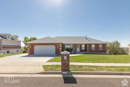 155 W 5600 S, Washington Terrace, UT, 84405-4302 | Card Image