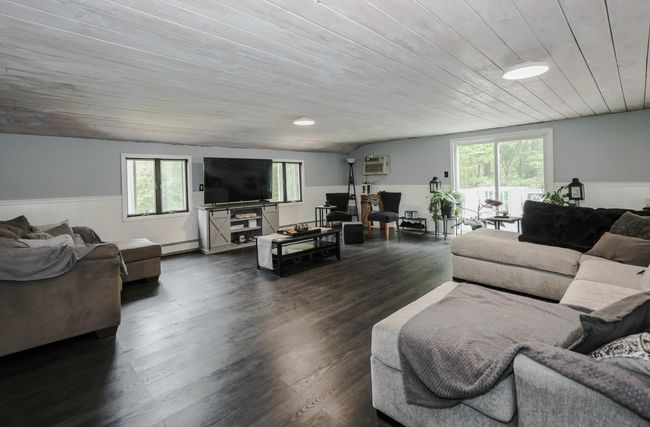 165 Concord Stage Rd, House other with 3 bedrooms, 2 bathrooms and null parking in Dunbarton NH | Image 13