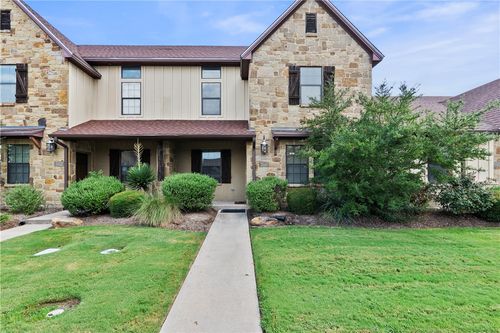 3340 Lieutenant Ave, College Station, TX, 77845-6174 | Card Image