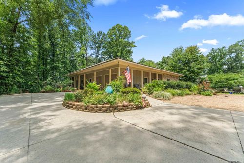 8733 Island Rd, Saint Francisville, LA, 70775-5537 | Card Image