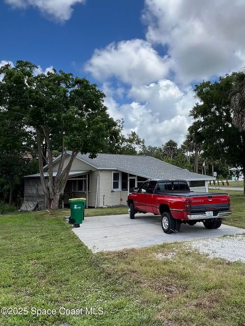 6500 June Dr, Cocoa, FL, 32926-2326 | Card Image