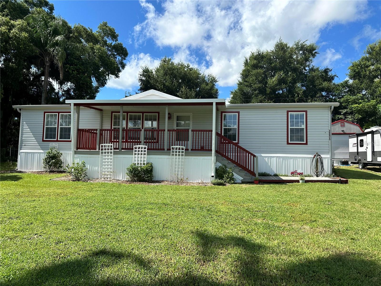 Eden St, Zephyrhills, FL 33541