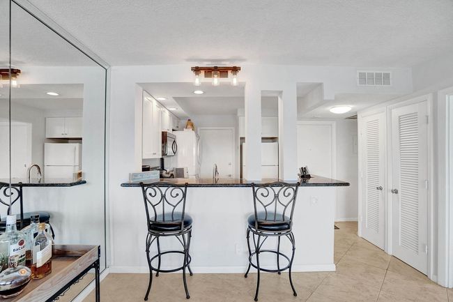 APT-11E - 6000 N Ocean Blvd, Condo with 1 bedrooms, 2 bathrooms and null parking in Lauderdale By The Sea FL | Image 11