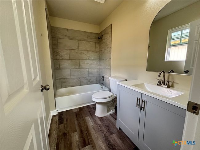 master bath | Image 17