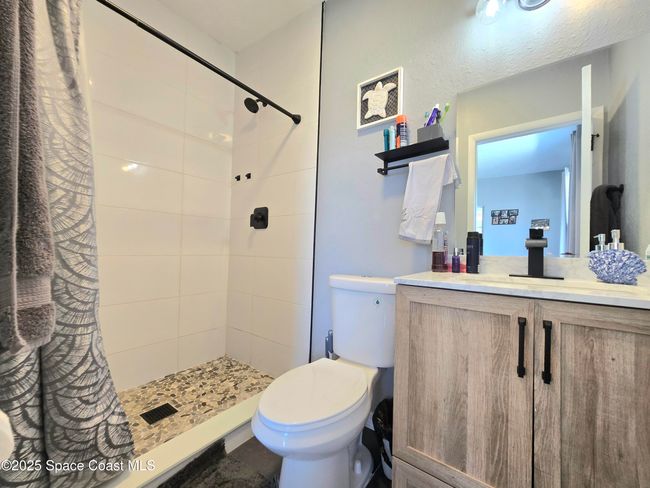 Master bathroom 1 | Image 9
