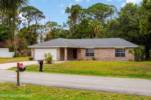 582 Sea Crest Ave Sw, PALM BAY, FL, 32908-1842 | Card Image