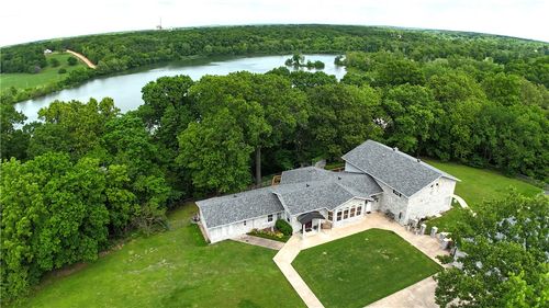 14242 Lake Forrest Heights Rd, Siloam Springs, AR, 72761-8251 | Card Image