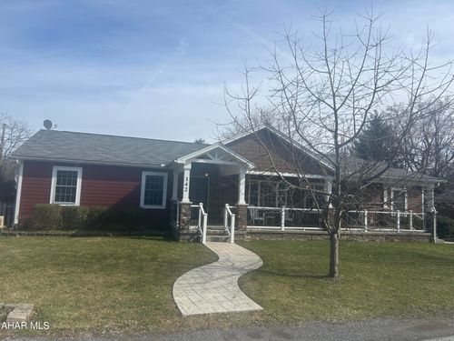 142 Wertz Ave, Altoona, PA, 16601-7916 | Card Image