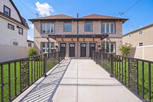 123-24 135th St, South Ozone Park, NY, 11420-3017 | Card Image