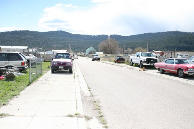 view from sidewalk facing south | Image 14