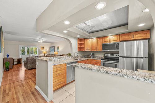 203-2615 Ne 1st Ct, Boynton Beach, FL, 33435-2060 | Card Image