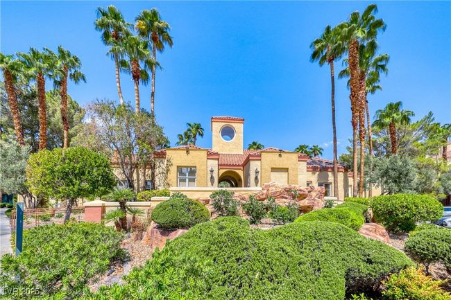 UNIT-121 - 210 E Flamingo Rd, Condo with 2 bedrooms, 2 bathrooms and null parking in Las Vegas NV | Image 18