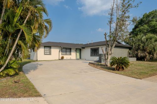 629 Tupelo Dr, Melbourne, FL, 32935-6328 | Card Image