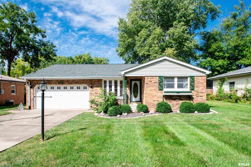 307 N Toepfer St, Tremont, IL, 61568-8504 | Card Image