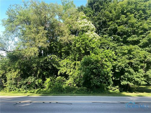 1623 S Crissey Rd, Holland, OH, 43528-8521 | Card Image