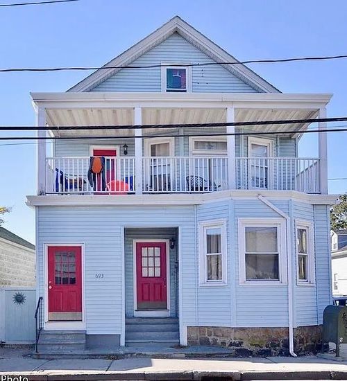 1-693 Thames St, Newport, RI, 02840-6734 | Card Image