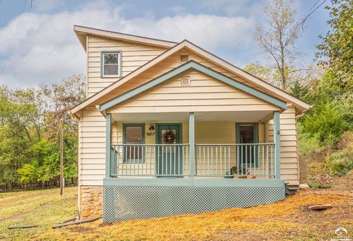 5677 Union Rd, Mc Louth, KS, 66054-4214 | Card Image